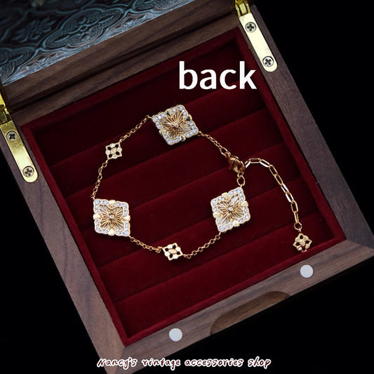 Vintage Palace Rose - Exquisite Clover- Hand-Carved Mother of Pearl Bracelet