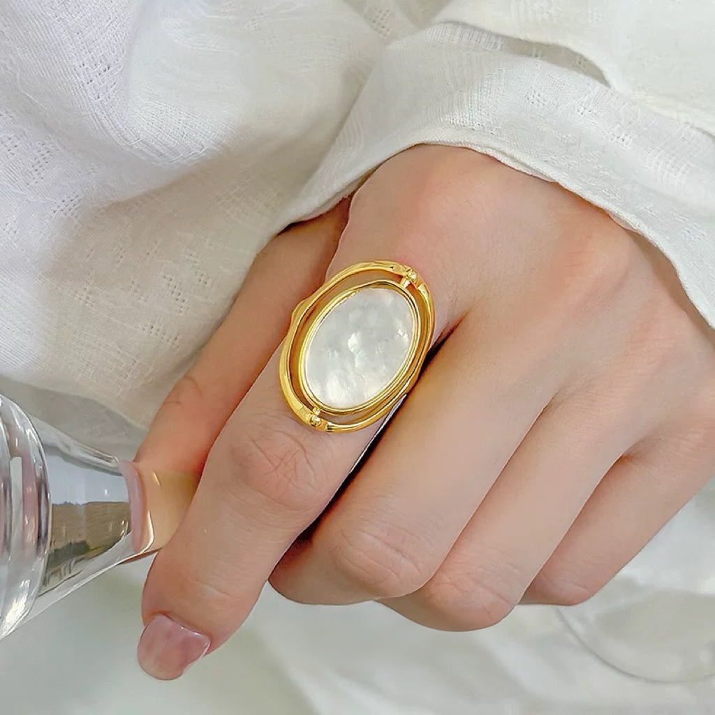 Reversible Mother-of-Pearl Adjustable Ring