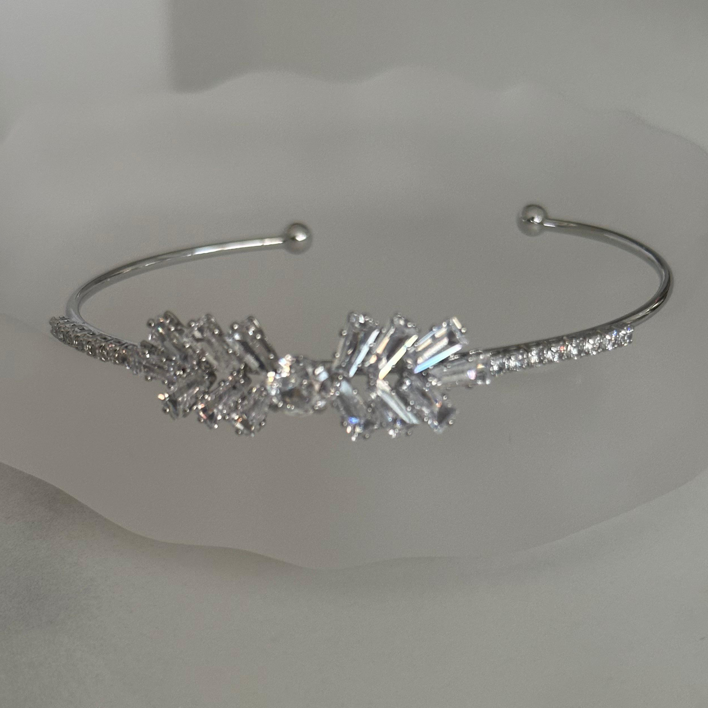 Graceful Stack - Free Mixable silver Bracelet Collection
