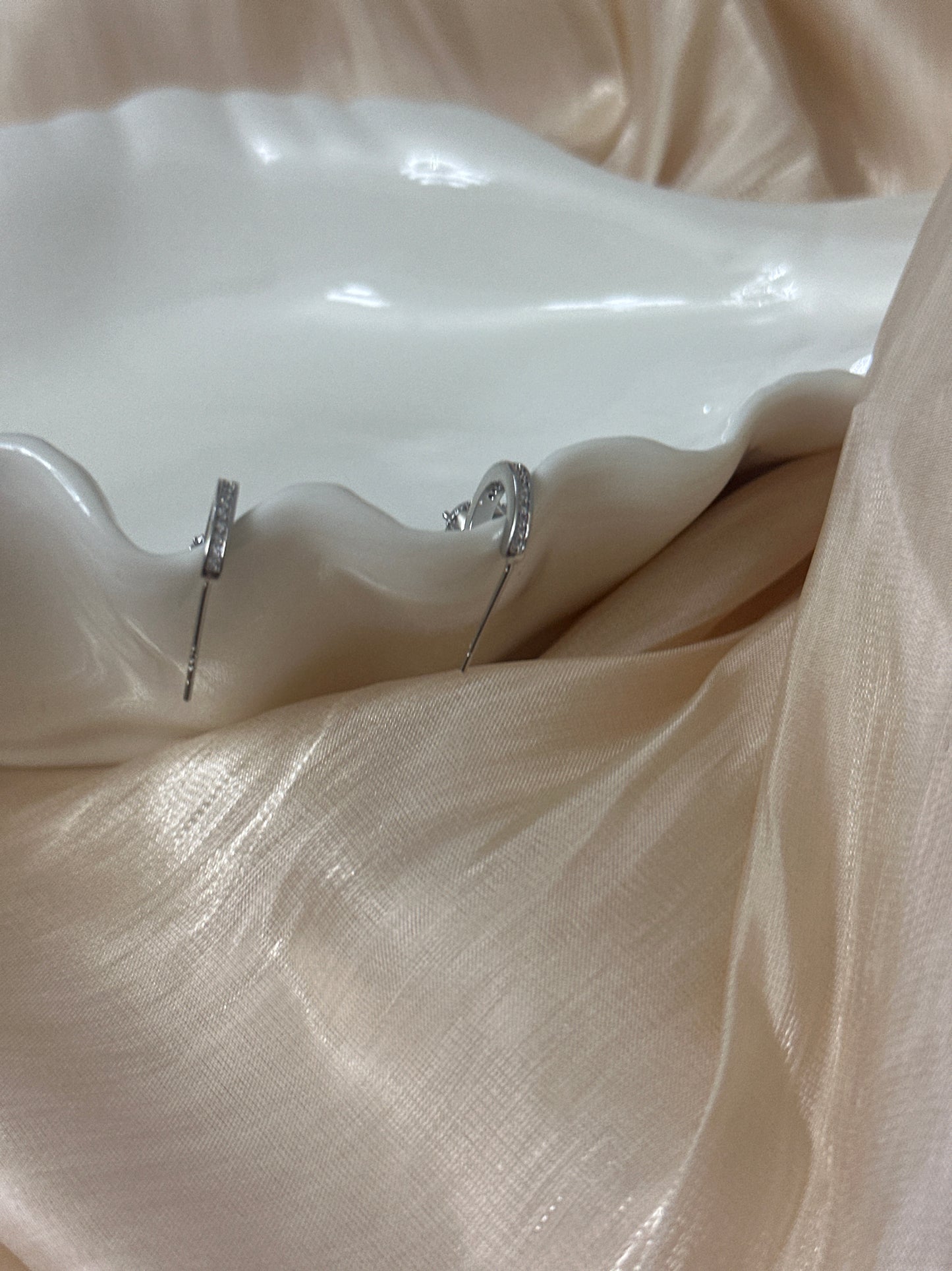 Funkelnde Kleeblatt-Ohrhänger mit 925er Silbersteckern