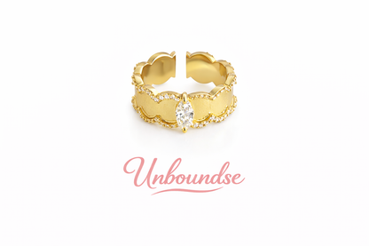 Vintage-Inspired Brushed Gold Scalloped Ring