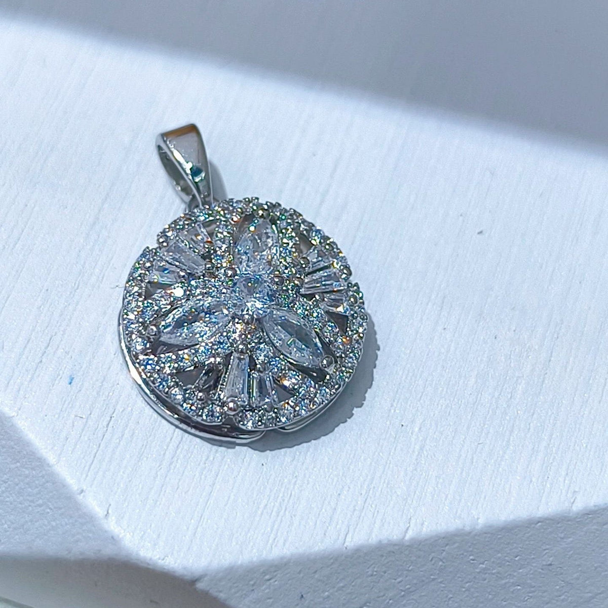 Rotating Floral & Sparkle Copper Pendant Collection style 32