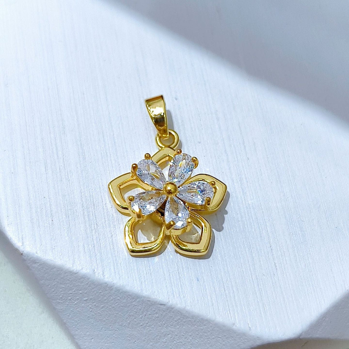 Rotating Floral & Sparkle Copper Pendant Collection style 43