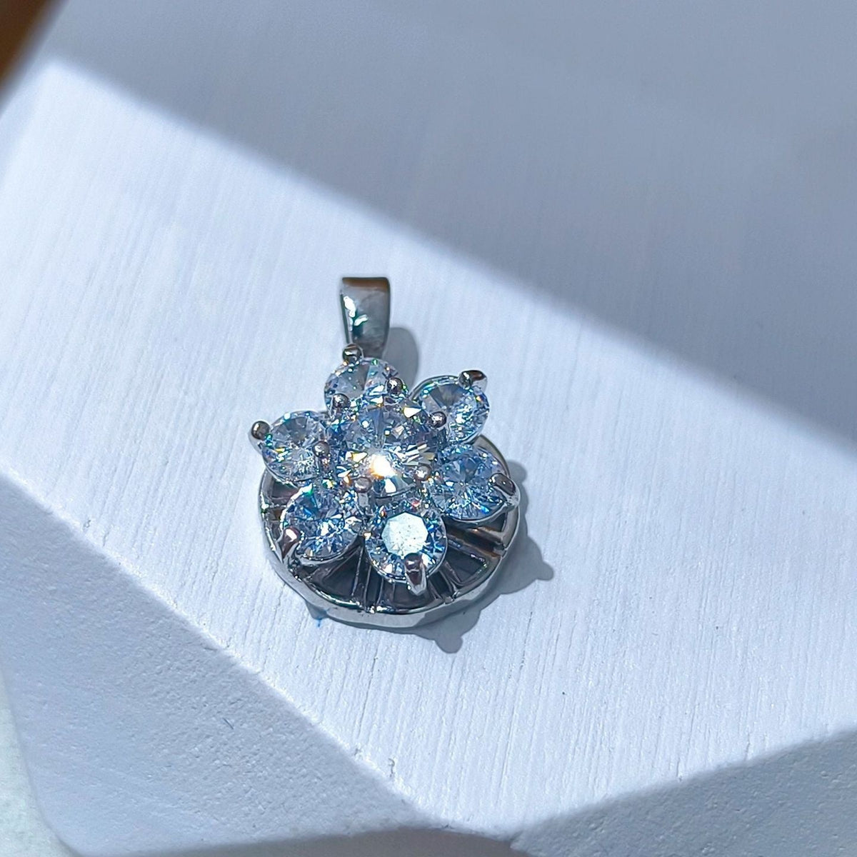 Rotating Floral & Sparkle Copper Pendant Collection style 44