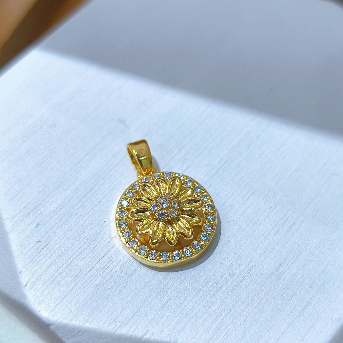 Rotating Floral & Sparkle Copper Pendant Collection style 67