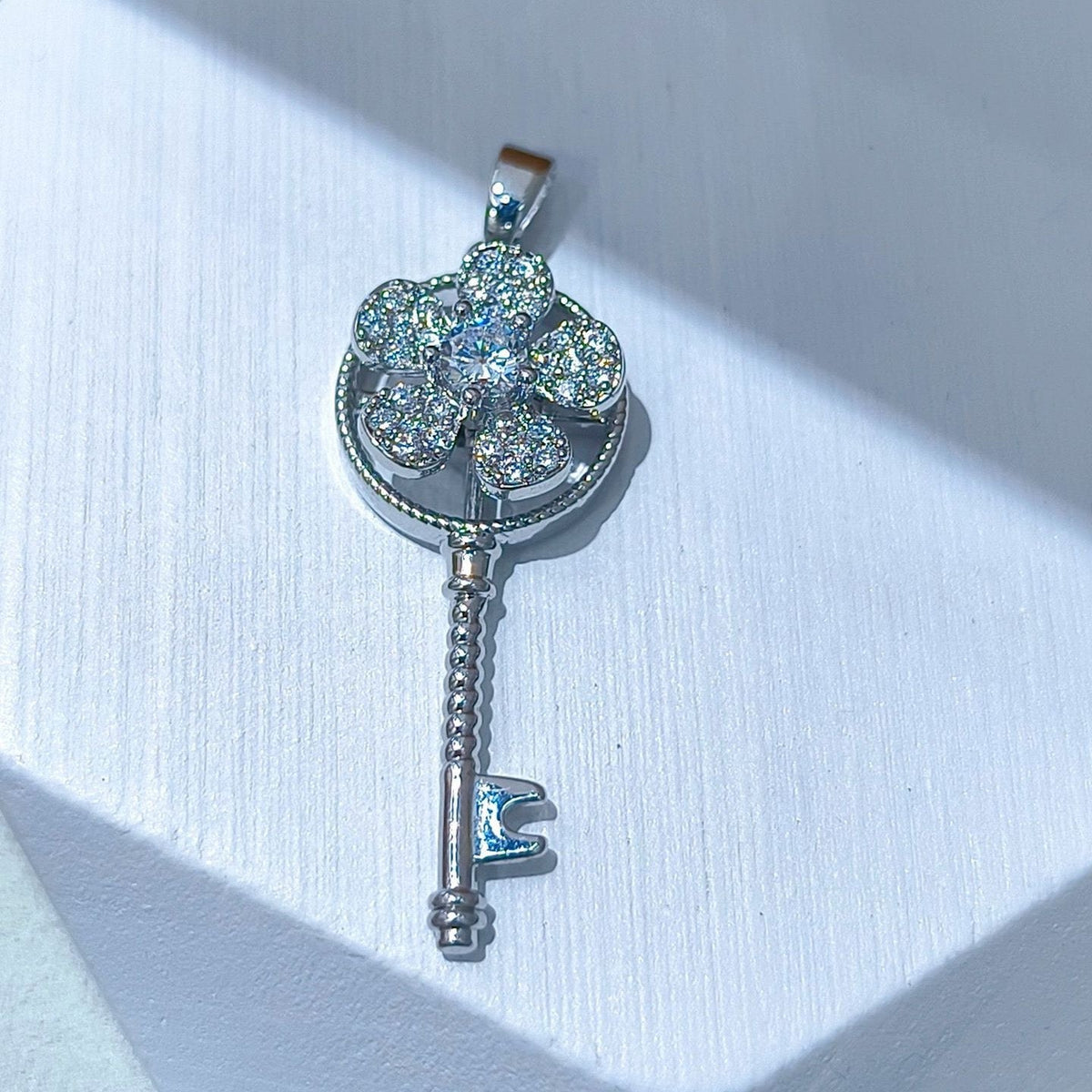 Rotating Floral & Sparkle Copper Pendant Collection style 78