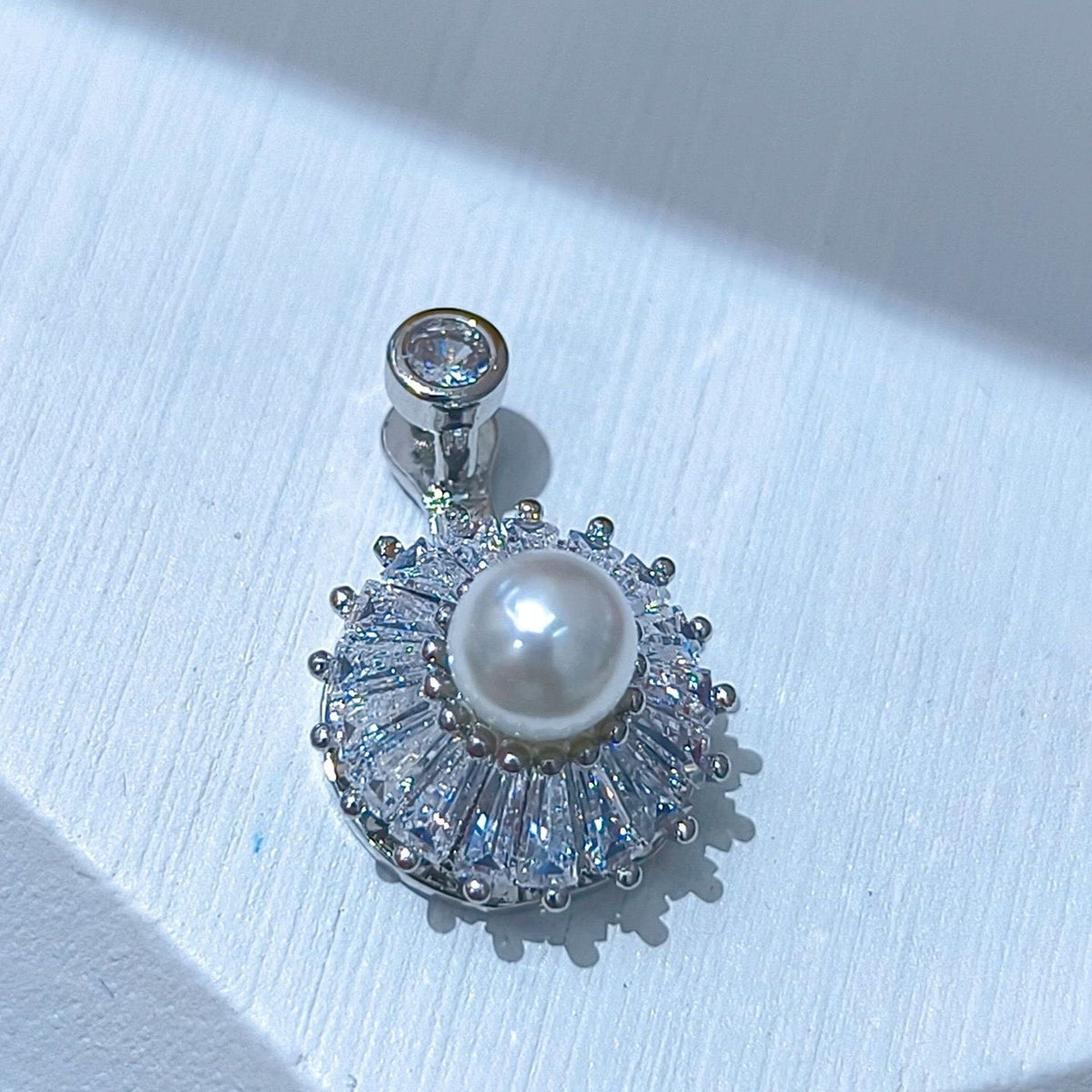Rotating Floral & Sparkle Copper Pendant Collection style 80