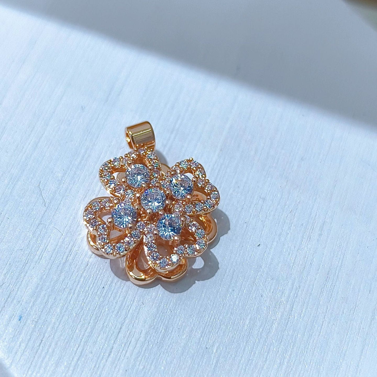 Rotating Floral & Sparkle Copper Pendant Collection style 82
