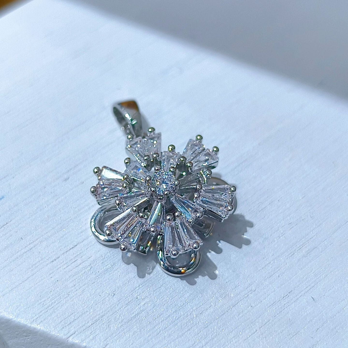 Rotating Floral & Sparkle Copper Pendant Collection style 126