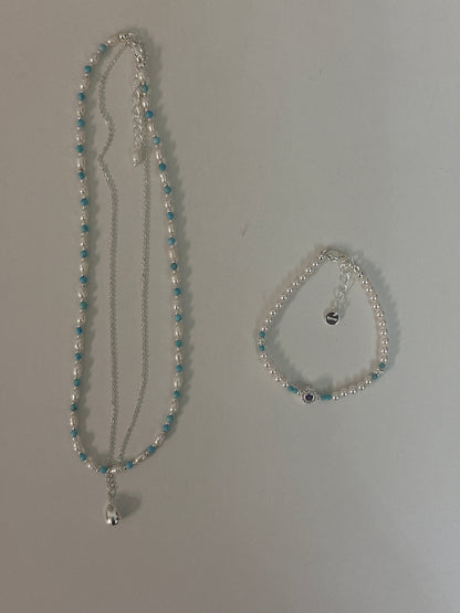 Set aus Halskette und Armband mit Süßwasserperlen und Türkis
