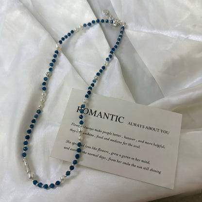 Mehrlagige Halskette aus natürlichen blauen Kristallperlen