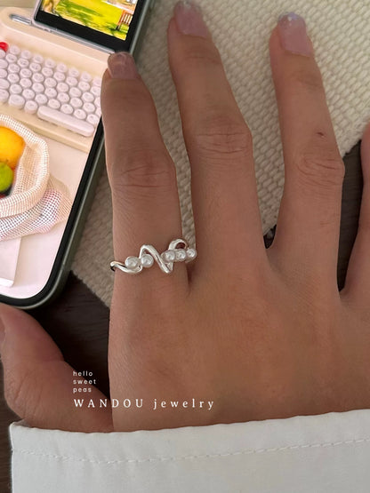 Pearl Wave Adjustable Ring