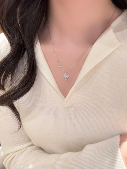 Minimal Silver Clover Necklace