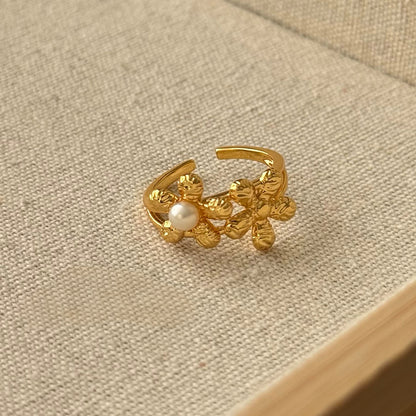 Golden Bloom Pearl Ring