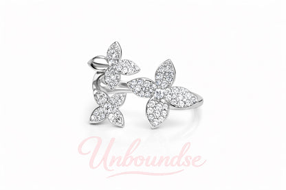 Verstellbarer Ring mit silbernem Schmetterlingsmotiv